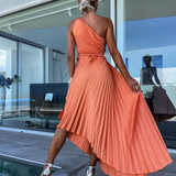 Gabriella – Egyvállú pliszírozott maxi ruha