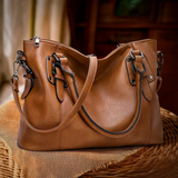 Ilona – Kifinomult Elegáns Crossbody Táska