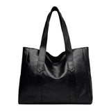 Lucia – Elegáns minimalista kézitáska