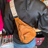 Nárcisz – Retro elegáns válltáska